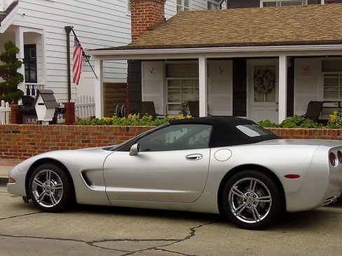 Used 2002 Chevrolet Corvette Convertible w/ Preferred Equipment Group2 RWD image 5
