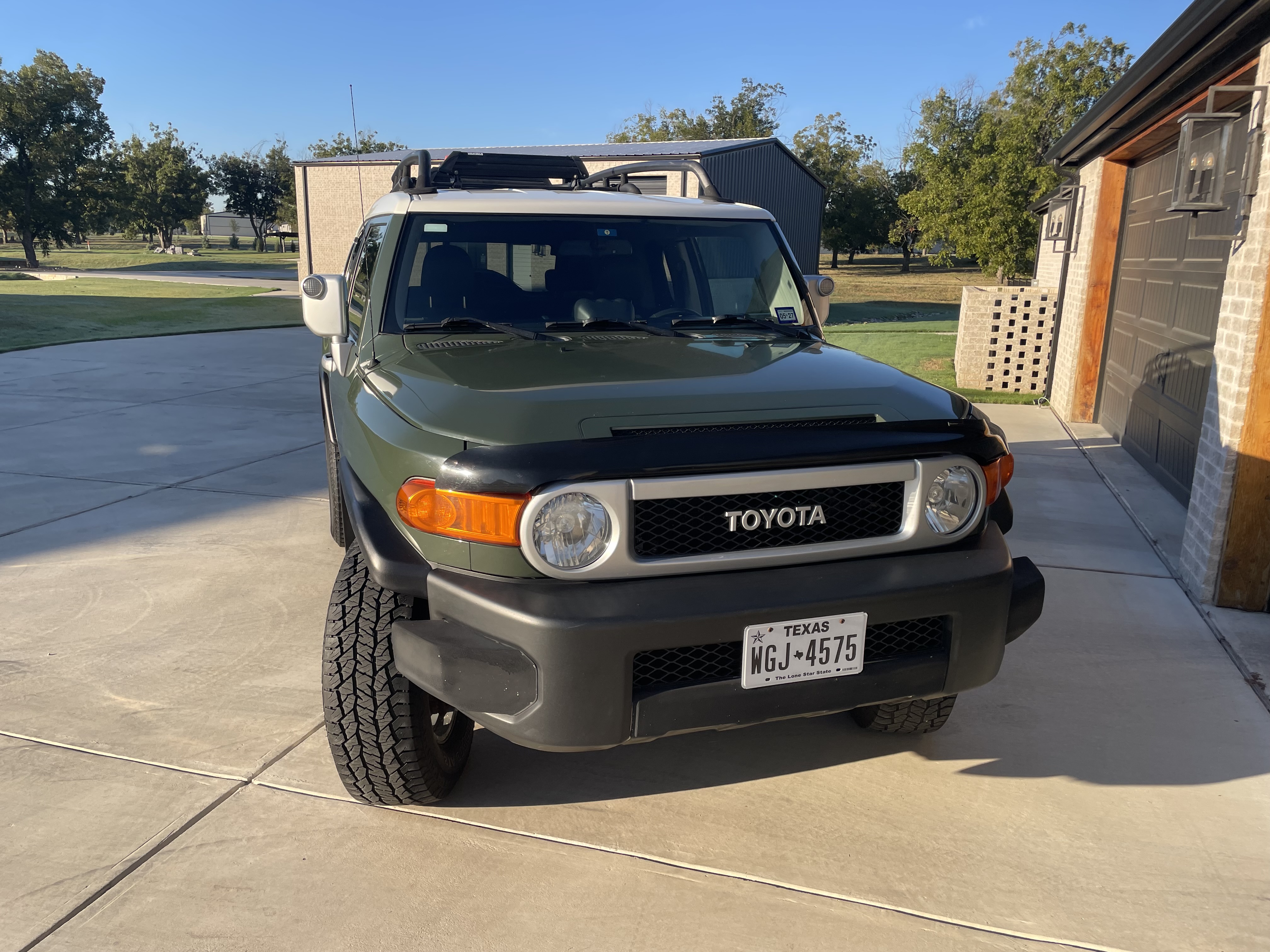 Used 2010 Toyota FJ Cruiser 4WD image 1