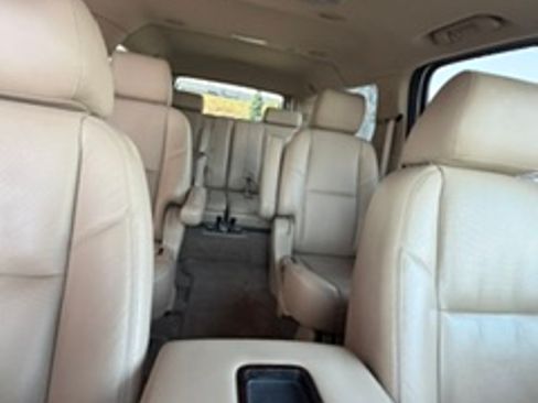 Used 2011 GMC Yukon XL Denali AWD/4WD image 6