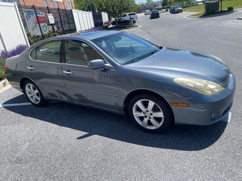Used 2005 Lexus ES 330 FWD image 5