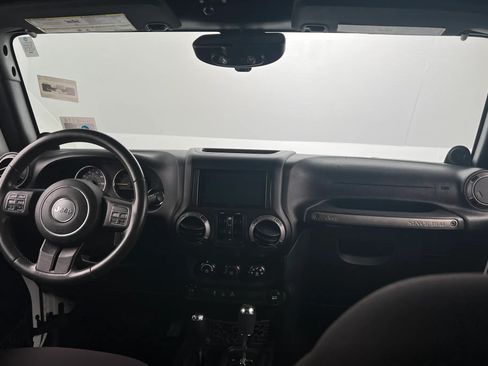 Used 2013 Jeep Wrangler Unlimited Sport image 19