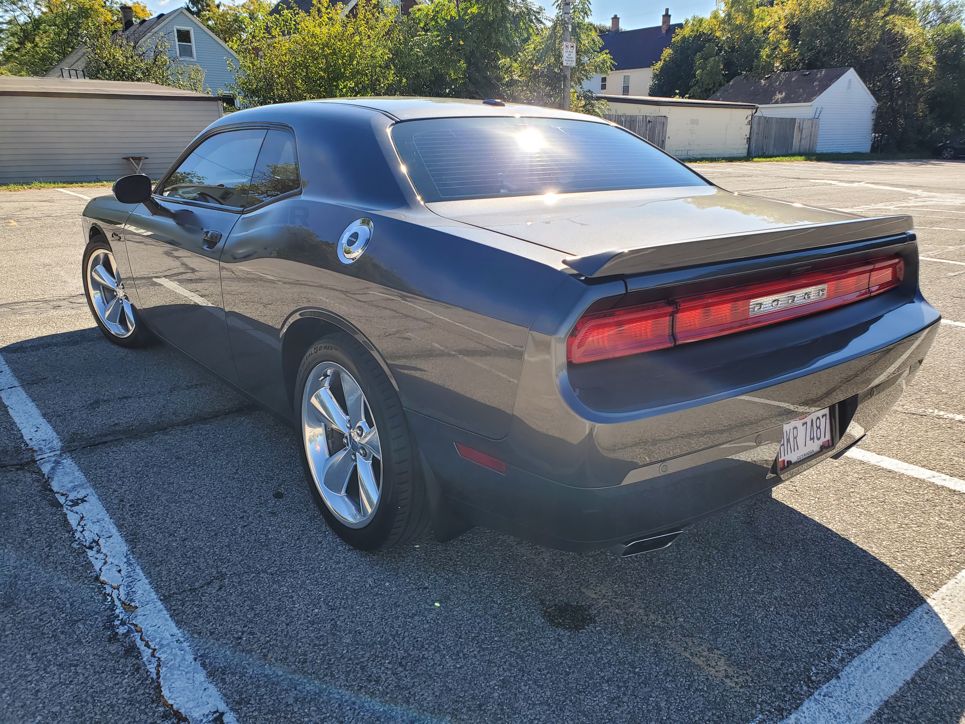 Used 2014 Dodge Challenger R/T RWD image 6