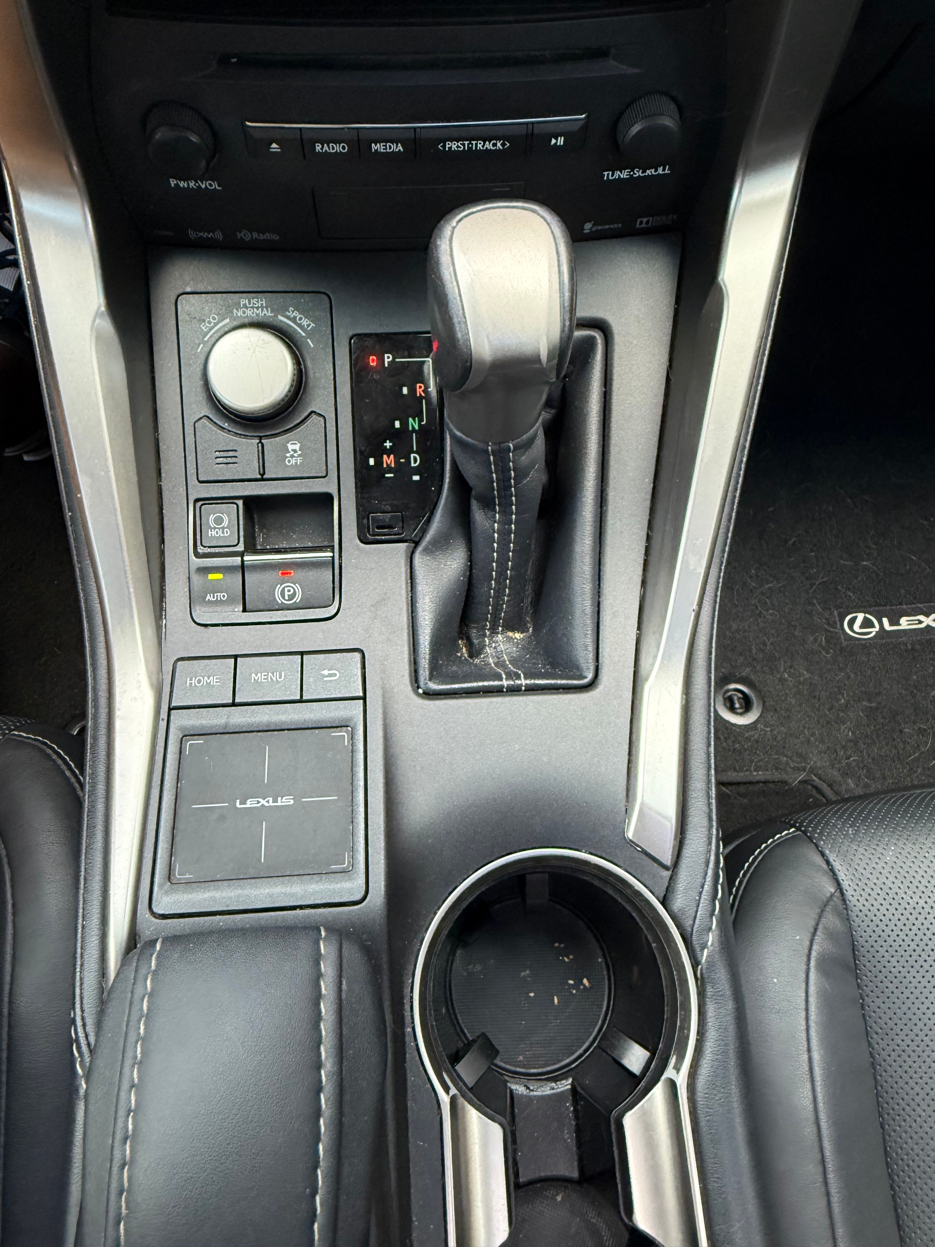 Used 2015 Lexus NX 200t FWD w/ Luxury Package image 12