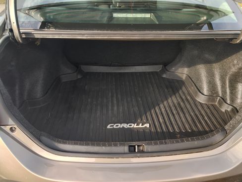 Used 2019 Toyota Corolla LE image 17