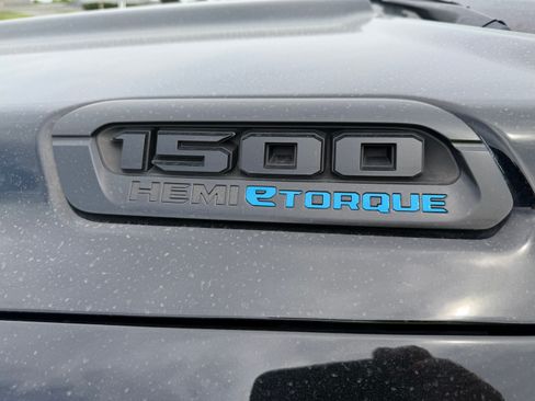 Used 2022 RAM 1500 Big Horn AWD/4WD image 10