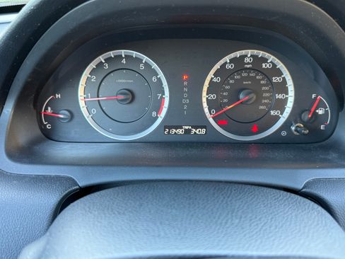 Used 2012 Honda Accord EX-L image 2