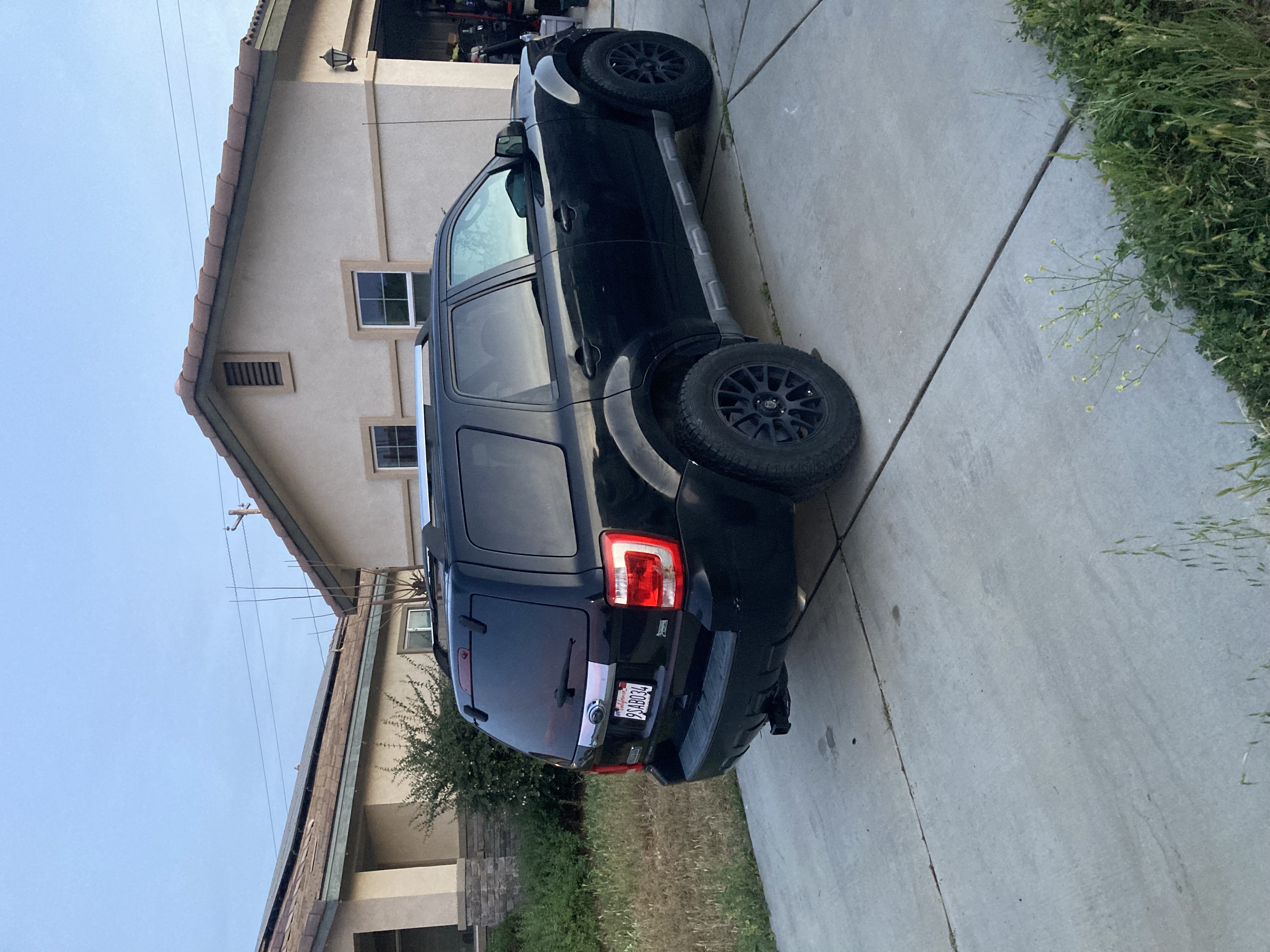 Used 2010 Ford Escape Limited AWD/4WD image 6