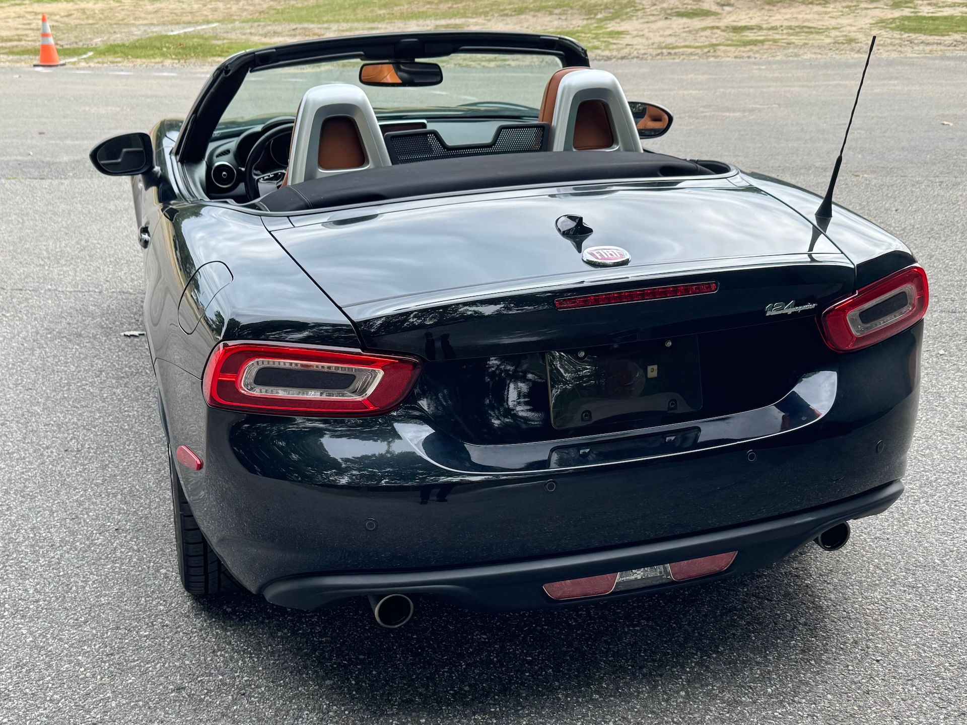 Used 2018 FIAT 124 Spider Lusso w/ Convenience Group RWD image 13