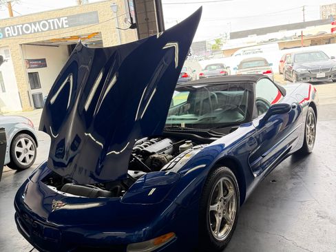 Used 2003 Chevrolet Corvette Convertible w/ Preferred Equipment Group1 image 12