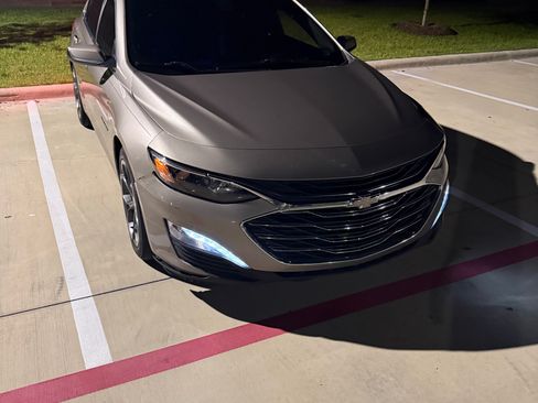 Used 2022 Chevrolet Malibu LT FWD image 17