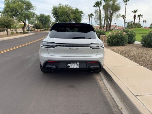 Used 2022 Porsche Macan S AWD/4WD image 8