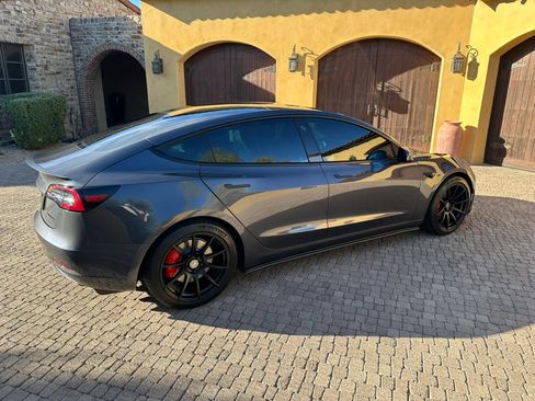 Used 2021 Tesla Model 3 Performance image 6