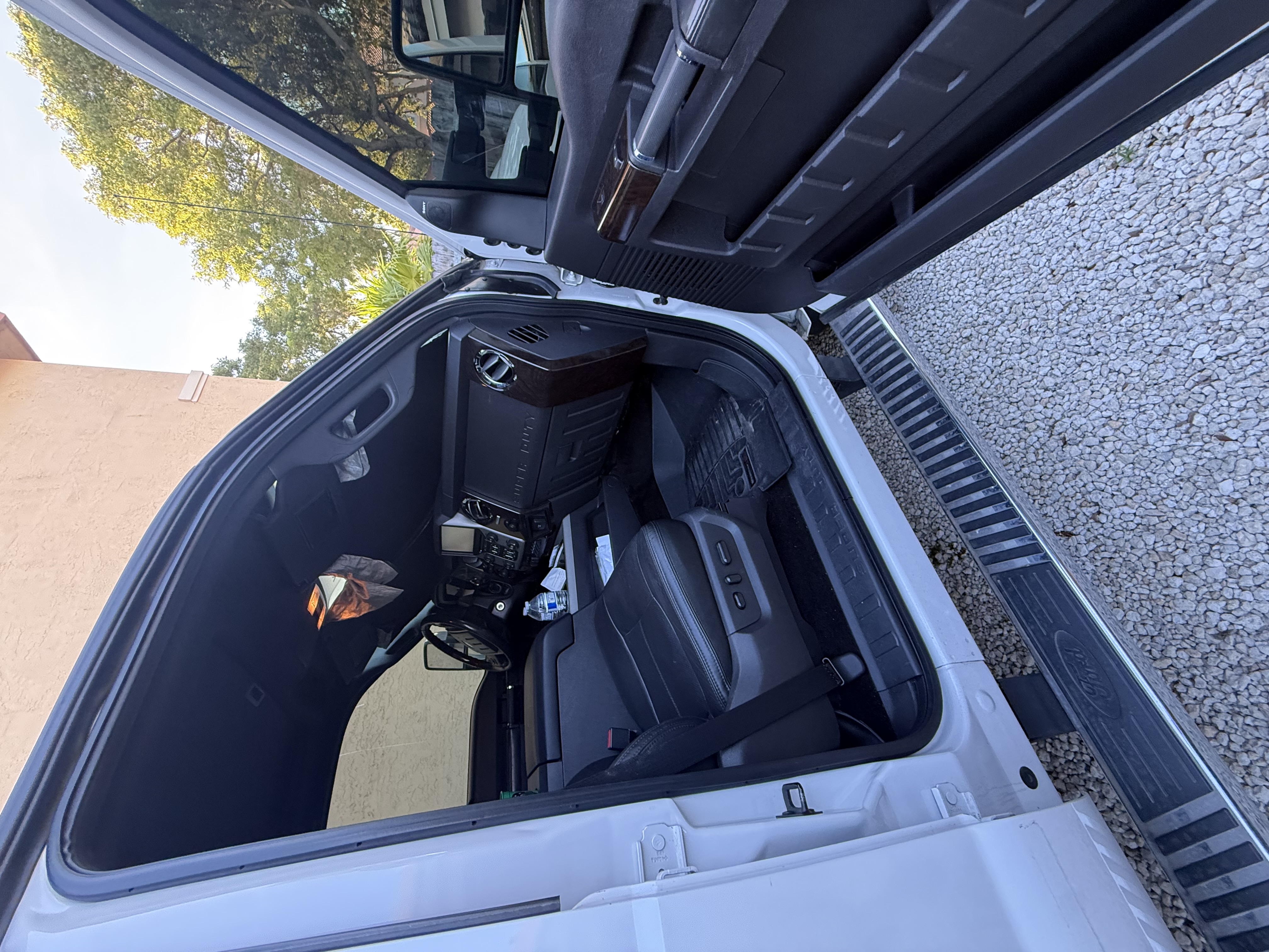 Used 2016 Ford F350 Platinum w/ FX4 Off-Road Package AWD/4WD image 20