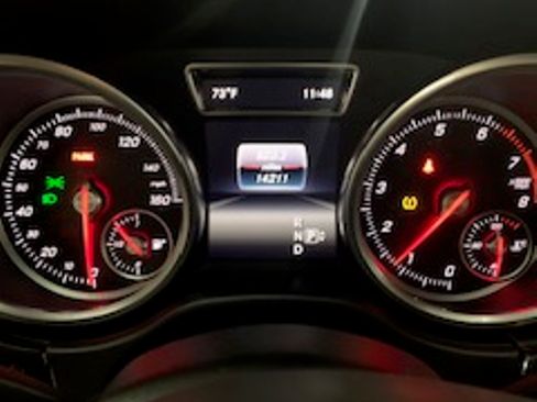 Used 2016 Mercedes-Benz GLE 350 4MATIC image 5