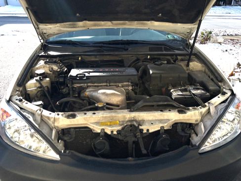 Used 2002 Toyota Camry LE image 8