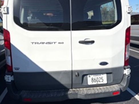 Used 2016 Ford Transit 150 XL image 1