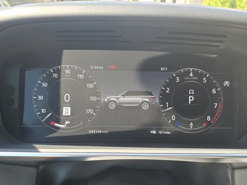 Used 2020 Land Rover Range Rover Sport HSE Dynamic AWD/4WD image 4
