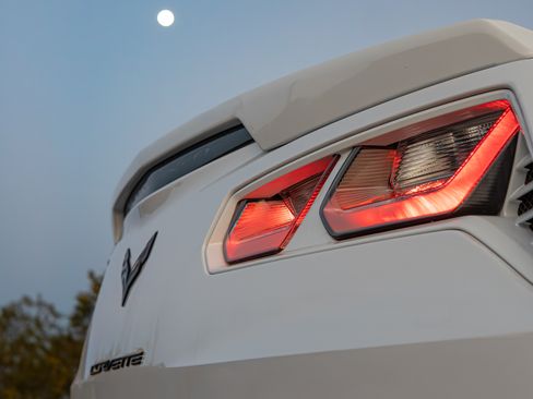 Used 2015 Chevrolet Corvette Stingray Coupe w/ 3LT Preferred Equipment Group image 8