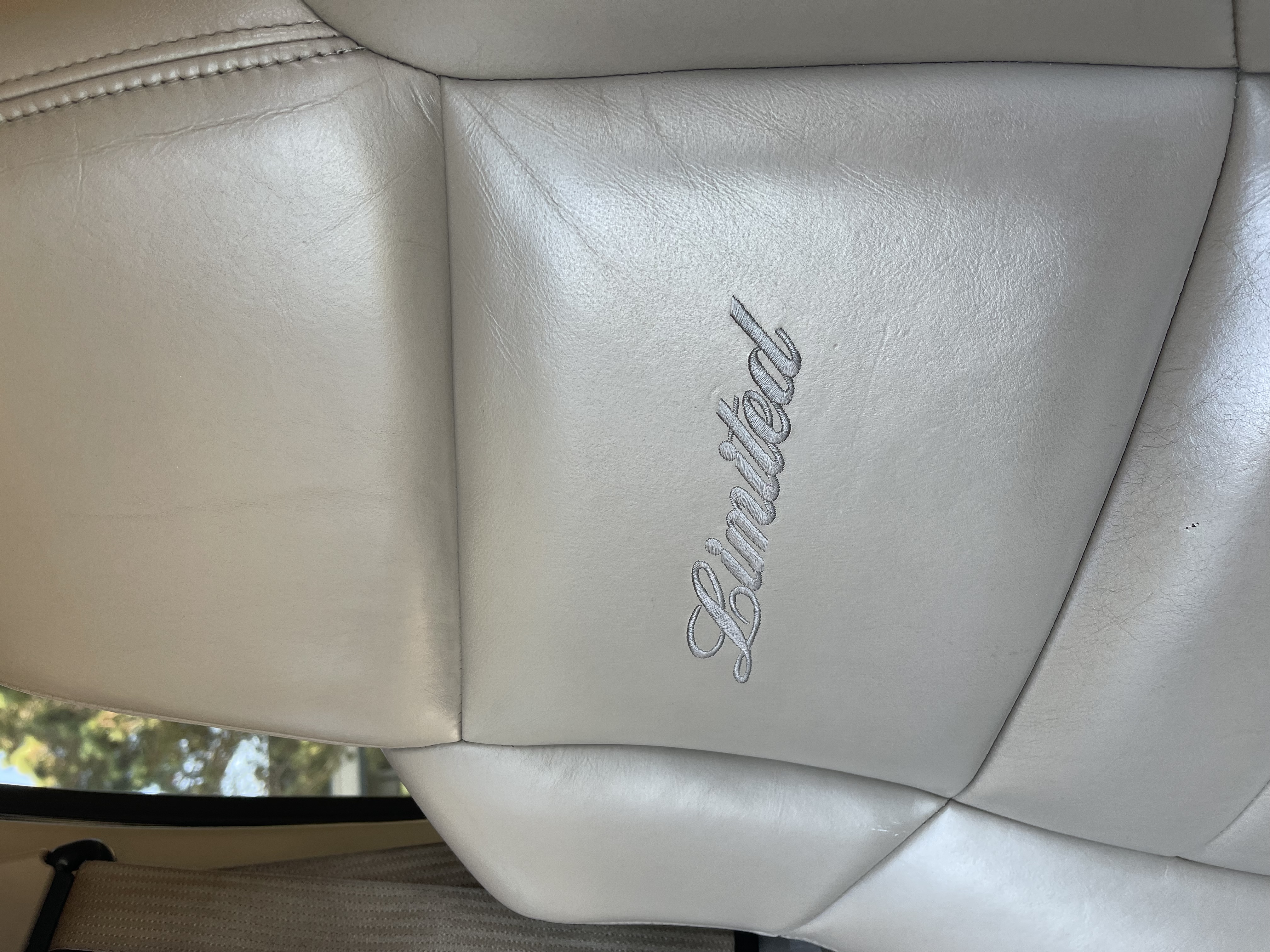 Used 2002 Ford Excursion Limited AWD/4WD image 30