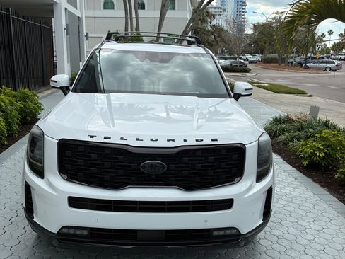 Used 2021 Kia Telluride SX w/ SX Prestige Package image 2