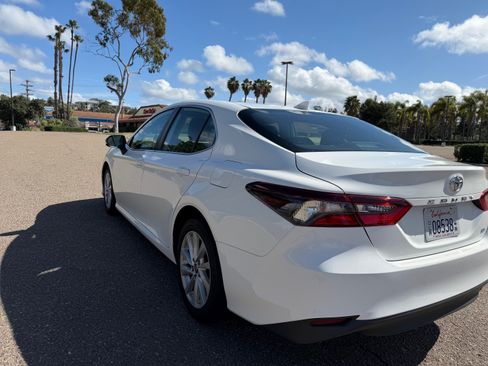 Used 2023 Toyota Camry LE image 6