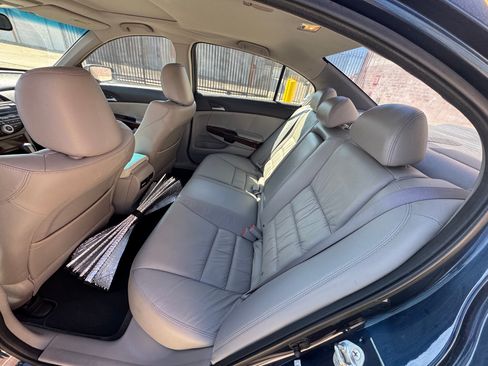 Used 2010 Honda Accord EX-L image 5