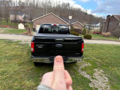 Used 2016 Ford F150 XLT w/ Equipment Group 302A Luxury image 5