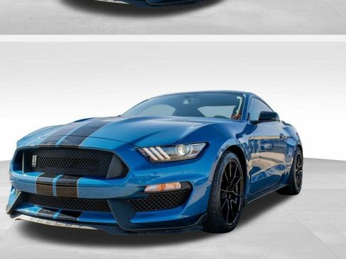 Used 2020 Ford Mustang Shelby GT350 w/ Technology Package image 14