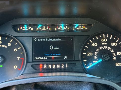 Used 2019 Ford F150 XL w/ Equipment Group 101A Mid image 10