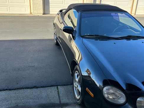 Used 1998 Toyota Celica GT image 2