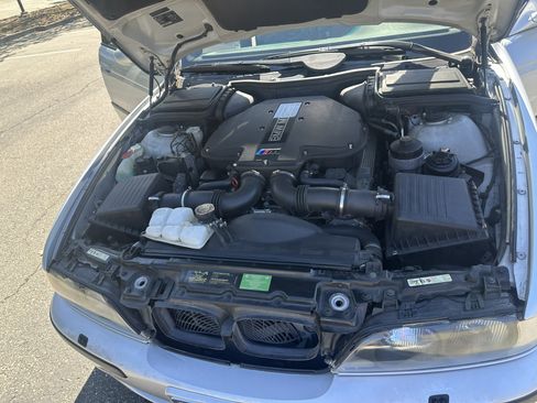 Used 2000 BMW M5 Sedan 4D image 27