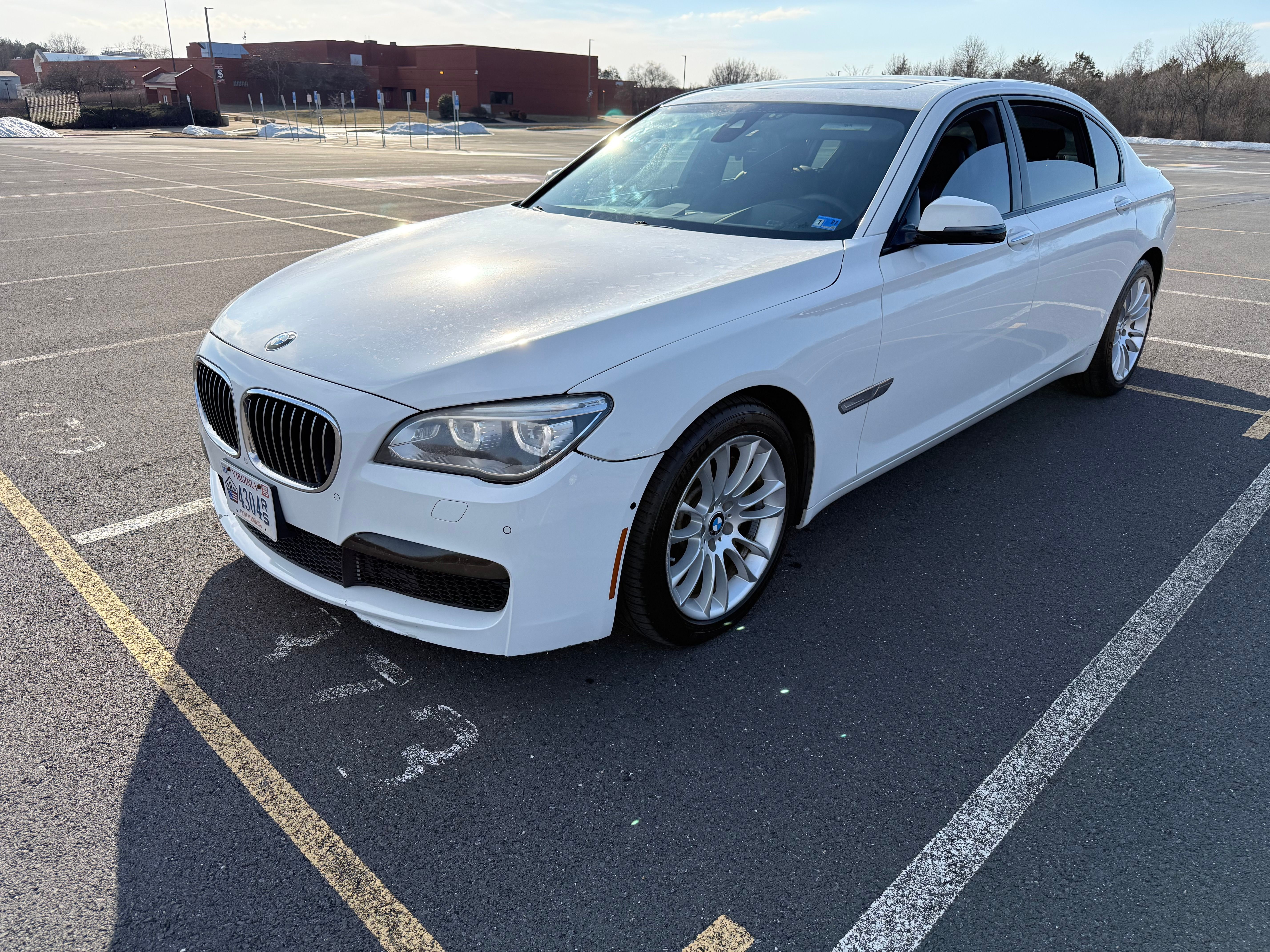 Used 2013 BMW 750Li xDrive AWD/4WD image 5