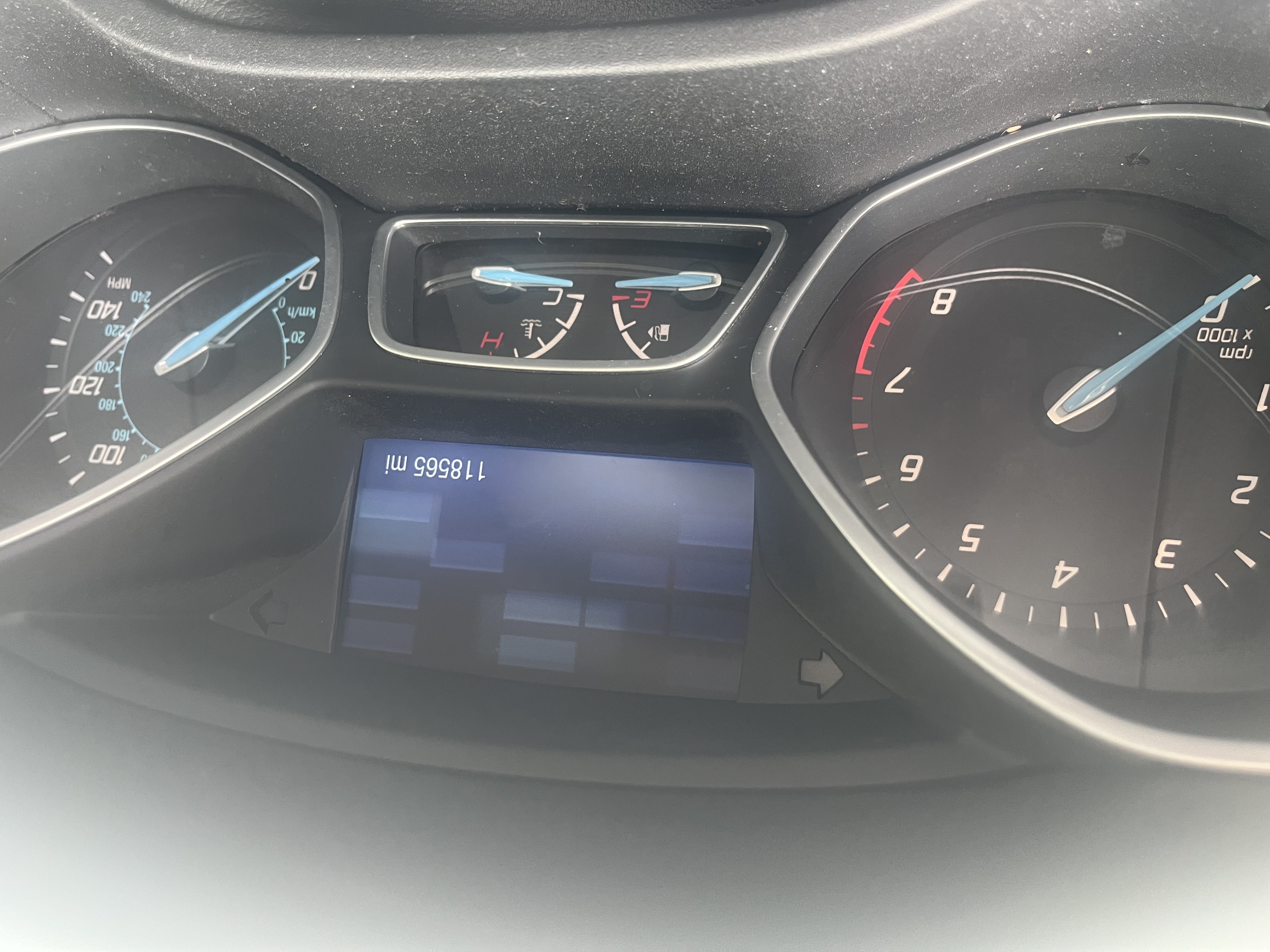 Used 2014 Ford Focus SE w/ SE Winter Package FWD image 5