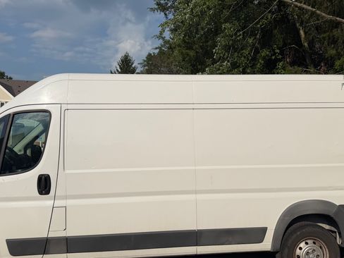 Used 2017 RAM ProMaster 2500 FWD image 8