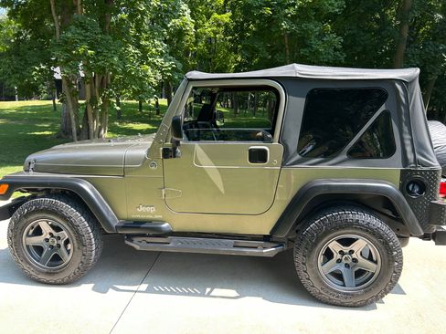 Used 2006 Jeep Wrangler SE AWD/4WD image 1