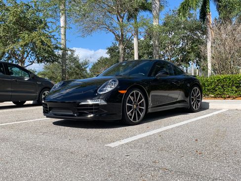 Used 2012 Porsche 911 Carrera S RWD image 2