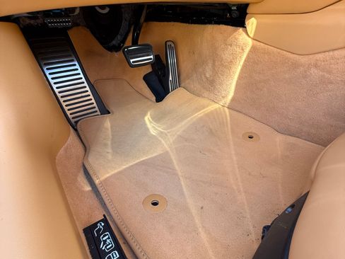 Used 2024 Chevrolet Corvette Stingray Convertible 2D w/ Z51 Performance Package image 26