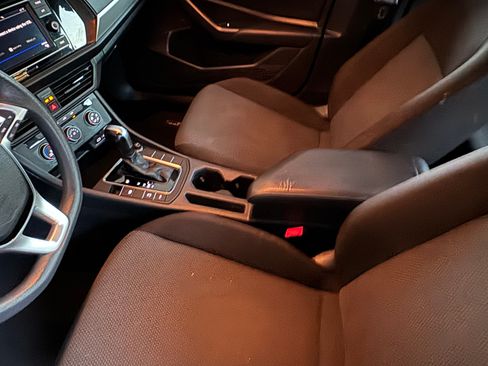 Used 2021 Volkswagen Jetta S w/ Driver Assistance Package image 15