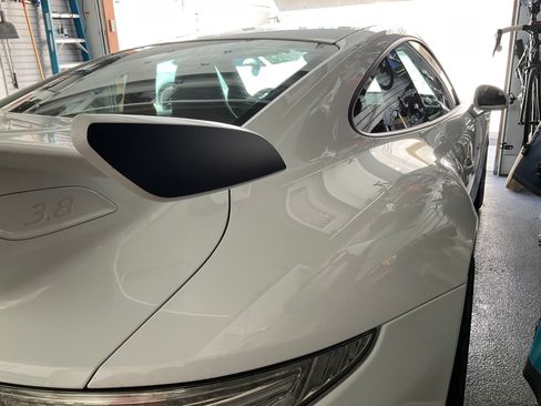 Used 2016 Porsche 911 GT3 image 8