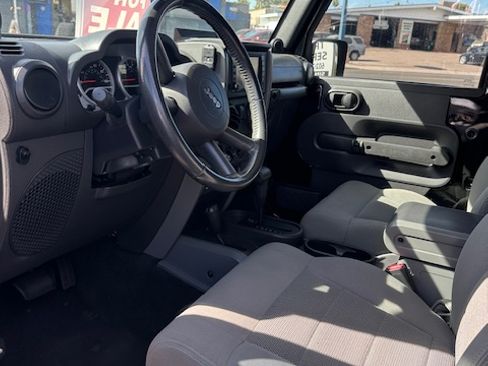 Used 2008 Jeep Wrangler Rubicon w/ PWR Convenience Group image 2
