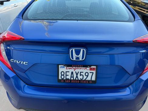 Used 2018 Honda Civic EX image 11