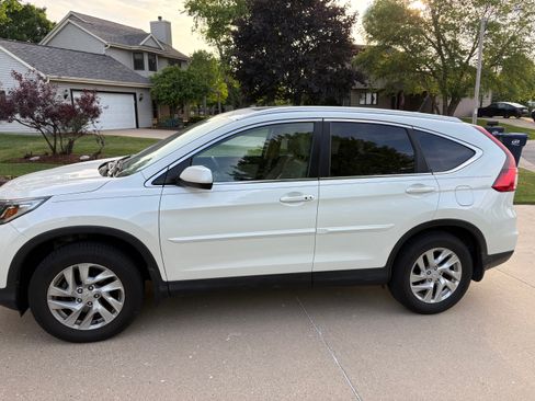 Used 2015 Honda CR-V EX-L image 10