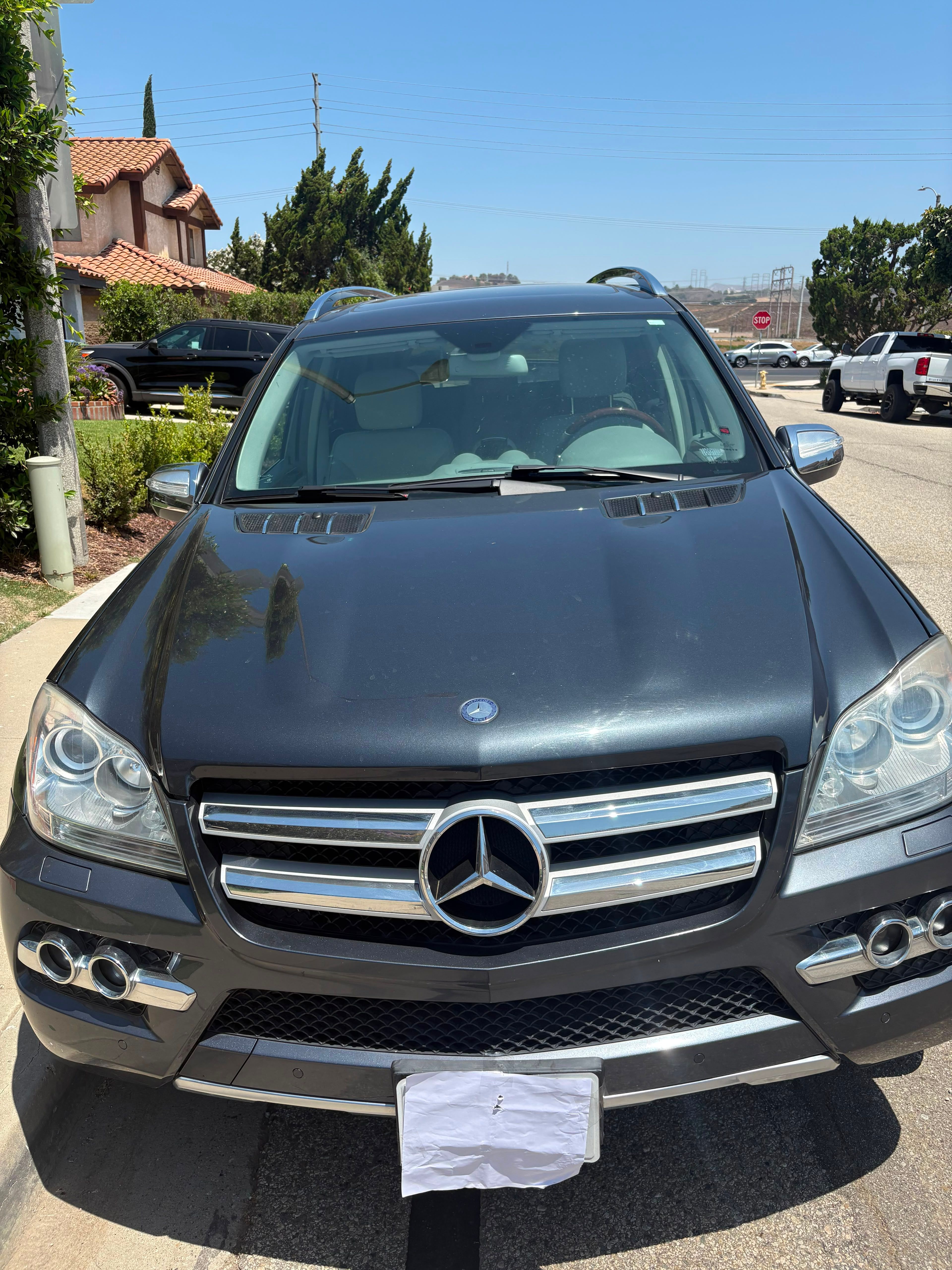 Used 2010 Mercedes-Benz GL 450 4MATIC image 2