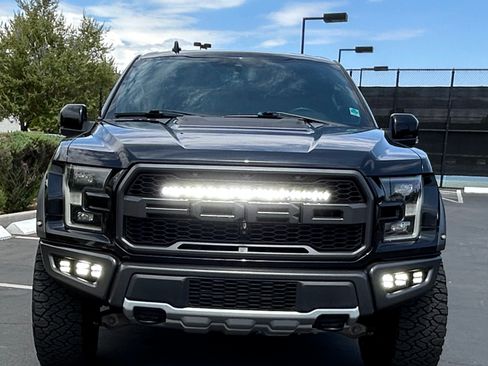 Used 2019 Ford F150 Raptor w/ Equipment Group 802A Luxury AWD/4WD image 5