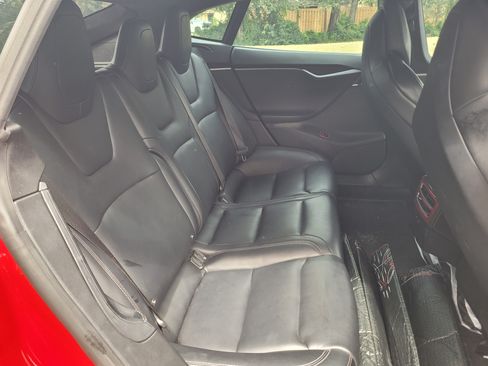Used 2019 Tesla Model S Performance image 15