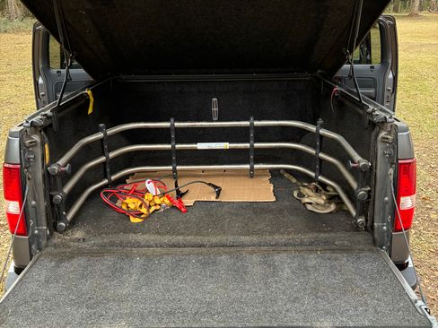 Used 2006 Lincoln Mark LT 2WD image 6