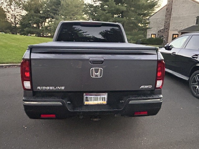 Used 2017 Honda Ridgeline RTL image 5