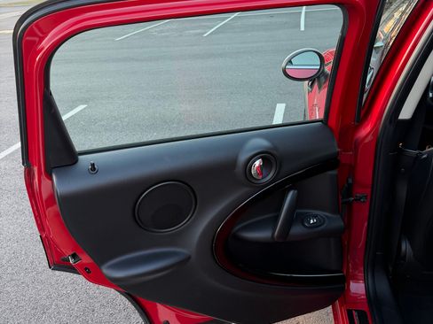 Used 2015 MINI Cooper Countryman S image 18