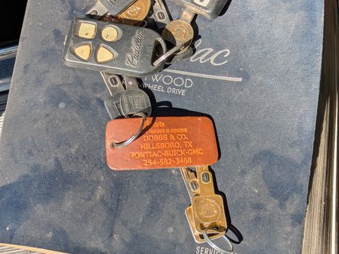 Used 1993 Cadillac Fleetwood Sedan image 25