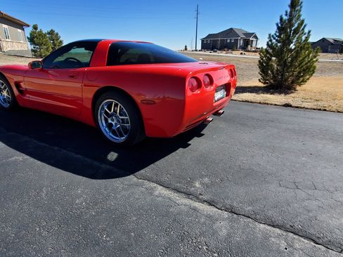 Used 2002 Chevrolet Corvette Coupe w/ Preferred Equipment Group2 image 5